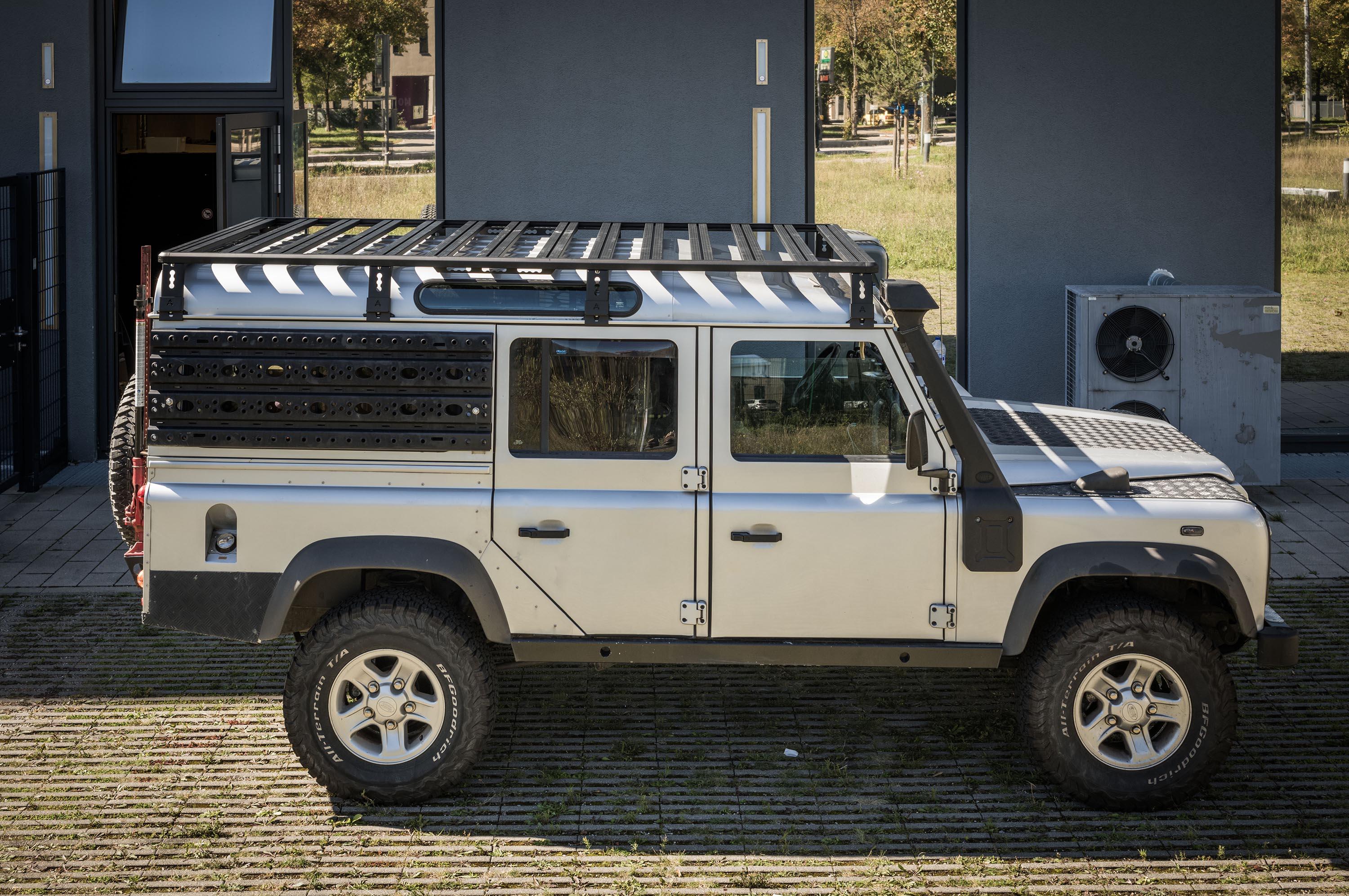 Roof Rack Land Rover defender 110
© Thomas A. Berger | www.diebergerdesigner.de 