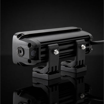 LTPRTZ TRX 3.0 Scheinwerfer schräg von hinten mit Aluminium-Halter